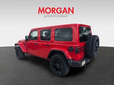 2025 Jeep Wrangler — photo 7 view