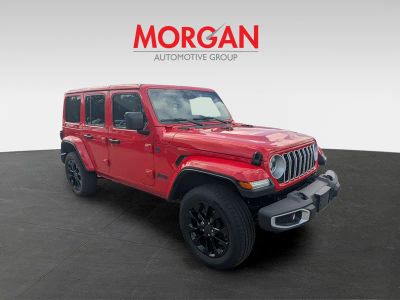 2025 Jeep Wrangler — side profile view