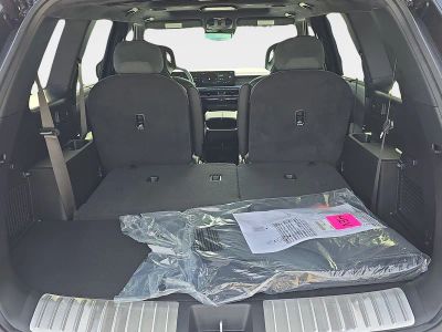 2027 Kia Telluride Hybrid — photo 10 view