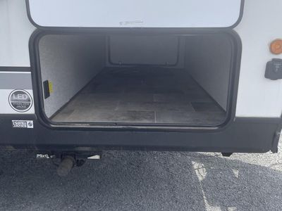 2020 Dutchmen KODIAK — rear three-quarter view