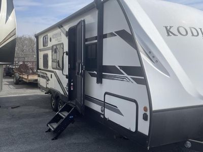 2020 Dutchmen KODIAK — side profile view