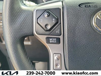 2022 Toyota 4Runner — photo 26 view