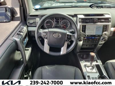 2022 Toyota 4Runner — photo 16 view
