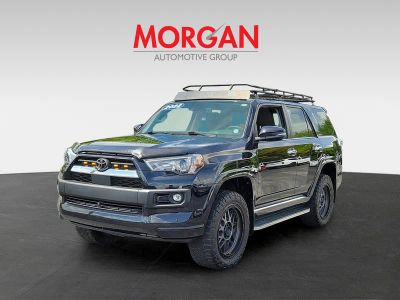 2022 Toyota 4Runner — rear three-quarter view