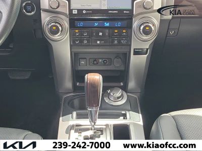2022 Toyota 4Runner — photo 19 view