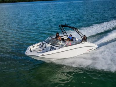 2025 Yamaha Boats AR195 - Photo 1