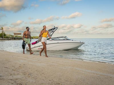 2025 Yamaha Boats AR195 - Photo 11