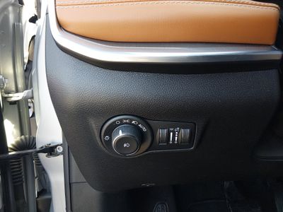 2024 Jeep Compass - Photo 13