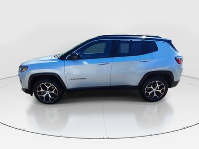 2024 Jeep Compass - Photo 4