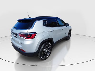 2024 Jeep Compass - Photo 7