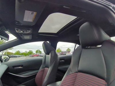 2025 Toyota Corolla - Photo 10