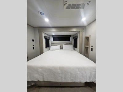 2026 Grand Design Solitude - Photo 19