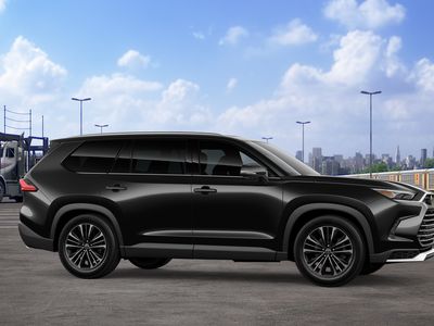 2026 Toyota Grand Highlander Hybrid - Photo 15