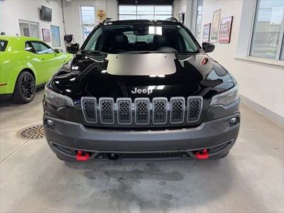 2022 Jeep Cherokee — side profile view
