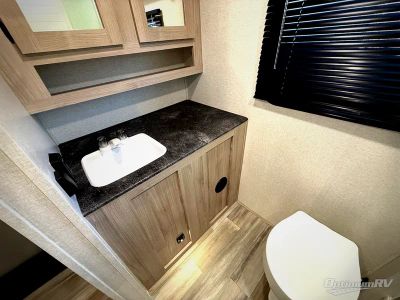2023 Coachmen Northern Spirit Ultra Lite — photo 18 view