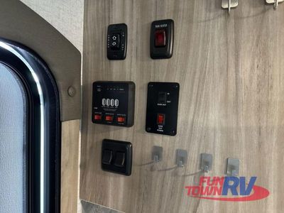 2021 Winnebago Micro Minnie - Photo 24