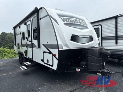 2021 Winnebago Micro Minnie - Photo 3