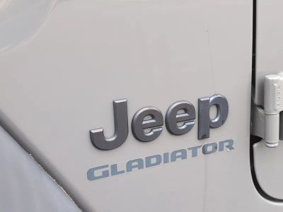 2020 Jeep Gladiator - Photo 10