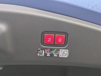 2026 Mercedes-Benz CLE — photo 13 view