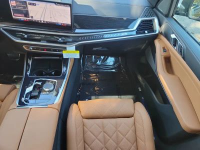 2026 BMW X5 — photo 18 view