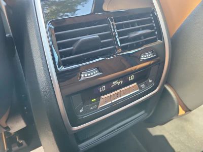 2026 BMW X5 — photo 15 view