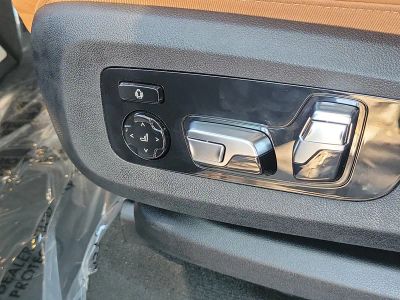 2026 BMW X5 — photo 24 view