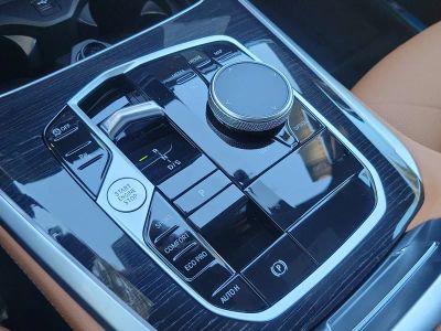 2026 BMW X5 — photo 33 view