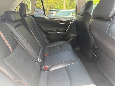 2024 Toyota RAV4 - Photo 8