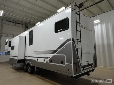 2025 Alliance RV Paradigm - Photo 3