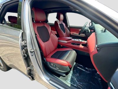 2022 Genesis GV70 — photo 28 view