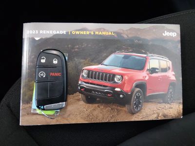 2023 Jeep Renegade - Photo 18