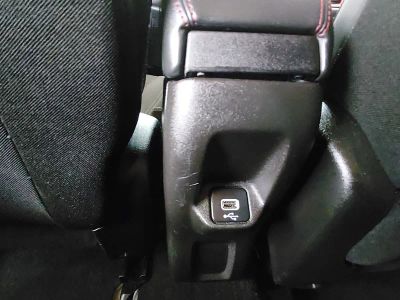 2023 Jeep Renegade - Photo 22