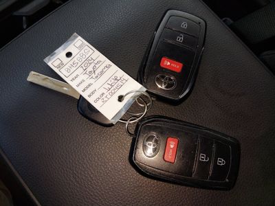 2024 Toyota Tacoma 2WD — photo 15 view