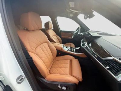 2025 BMW X5 — photo 15 view