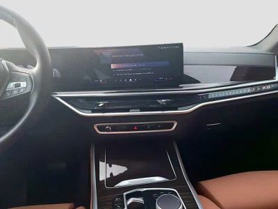 2025 BMW X5 — photo 16 view