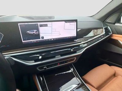 2025 BMW X5 — photo 28 view