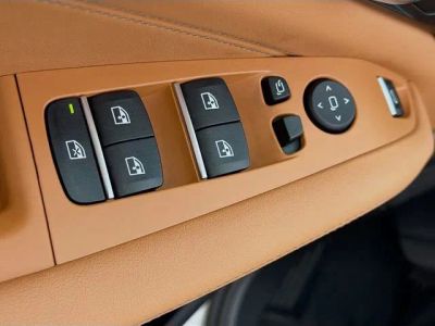 2025 BMW X5 — photo 23 view