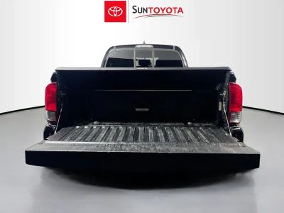 2016 Toyota Tacoma — photo 30 view
