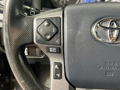2016 Toyota Tacoma — photo 16 view