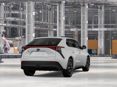 2026 Toyota bZ - Photo 11