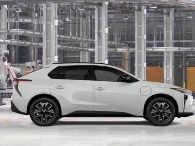 2026 Toyota bZ - Photo 14