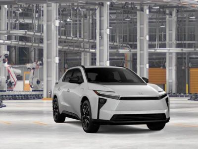 2026 Toyota bZ - Photo 18