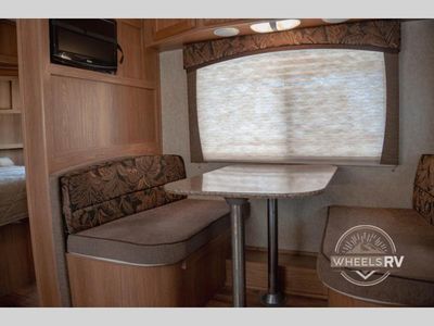 2012 Keystone RV Coleman Latern - Photo 12