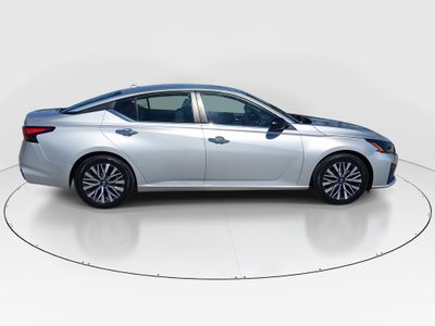 2024 Nissan Altima - Photo 8
