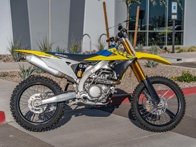 2025 Suzuki RM-Z450 - Photo 3