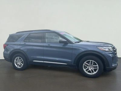 2025 Ford Explorer Active in Vapor Blue Metallic — front three-quarter view