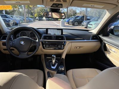 2018 BMW 3 Series 320i xDrive - Photo 30