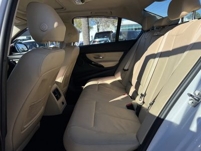 2018 BMW 3 Series 320i xDrive - Photo 32