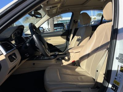 2018 BMW 3 Series 320i xDrive - Photo 16