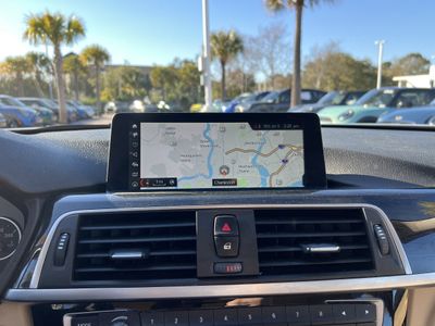 2018 BMW 3 Series 320i xDrive - Photo 24